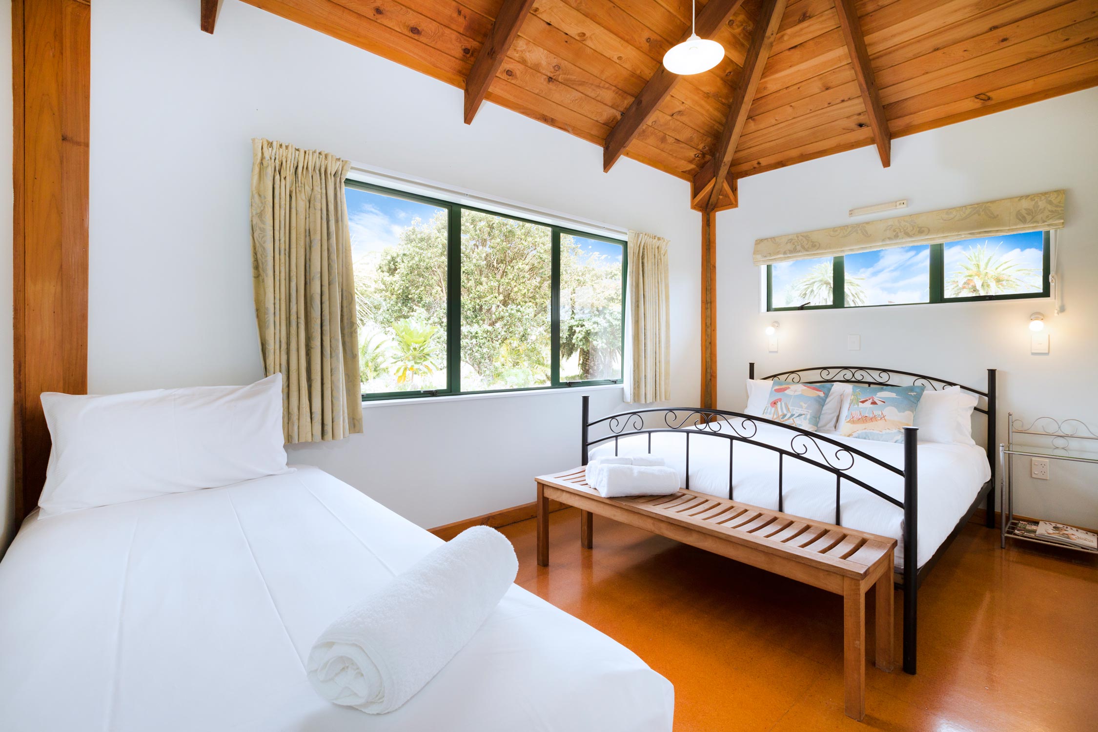 Chalets Accommodation Slipper Island
